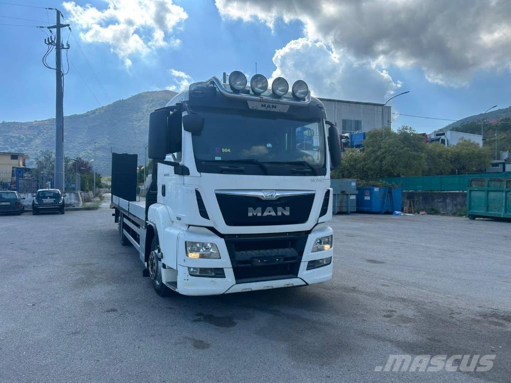 MAN TGS 26.360 Beavertail Flatbed / winch trucks