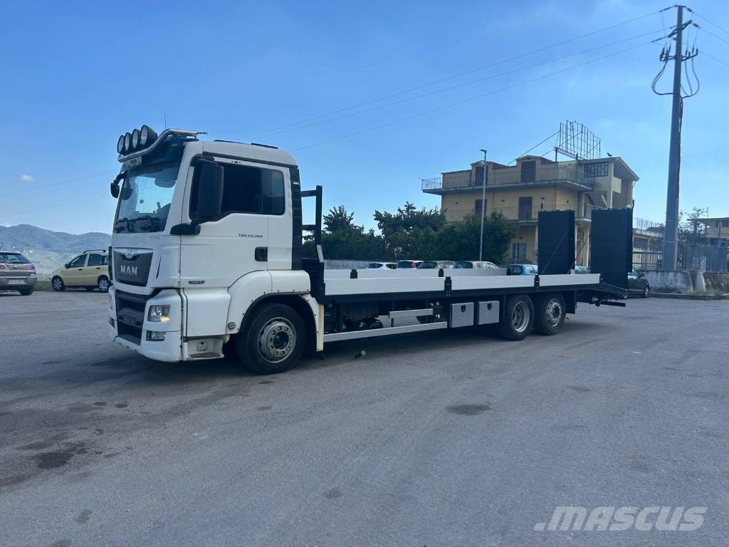 MAN TGS 26.360 Beavertail Flatbed / winch trucks