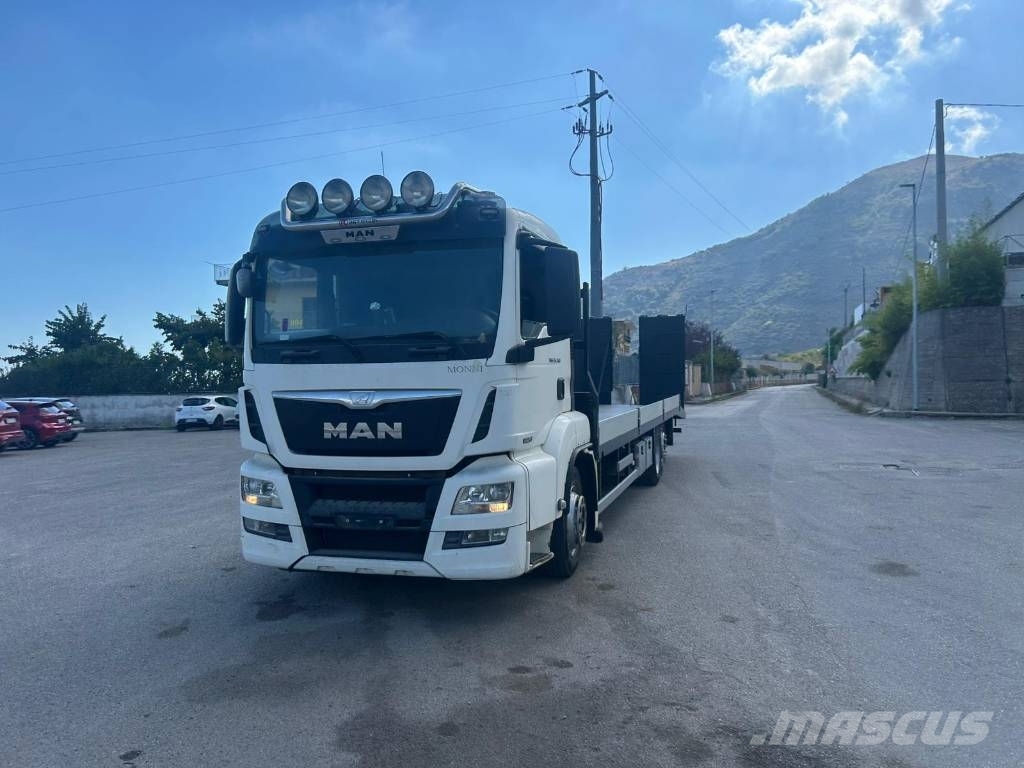 MAN TGS 26.360 Beavertail Flatbed / winch trucks