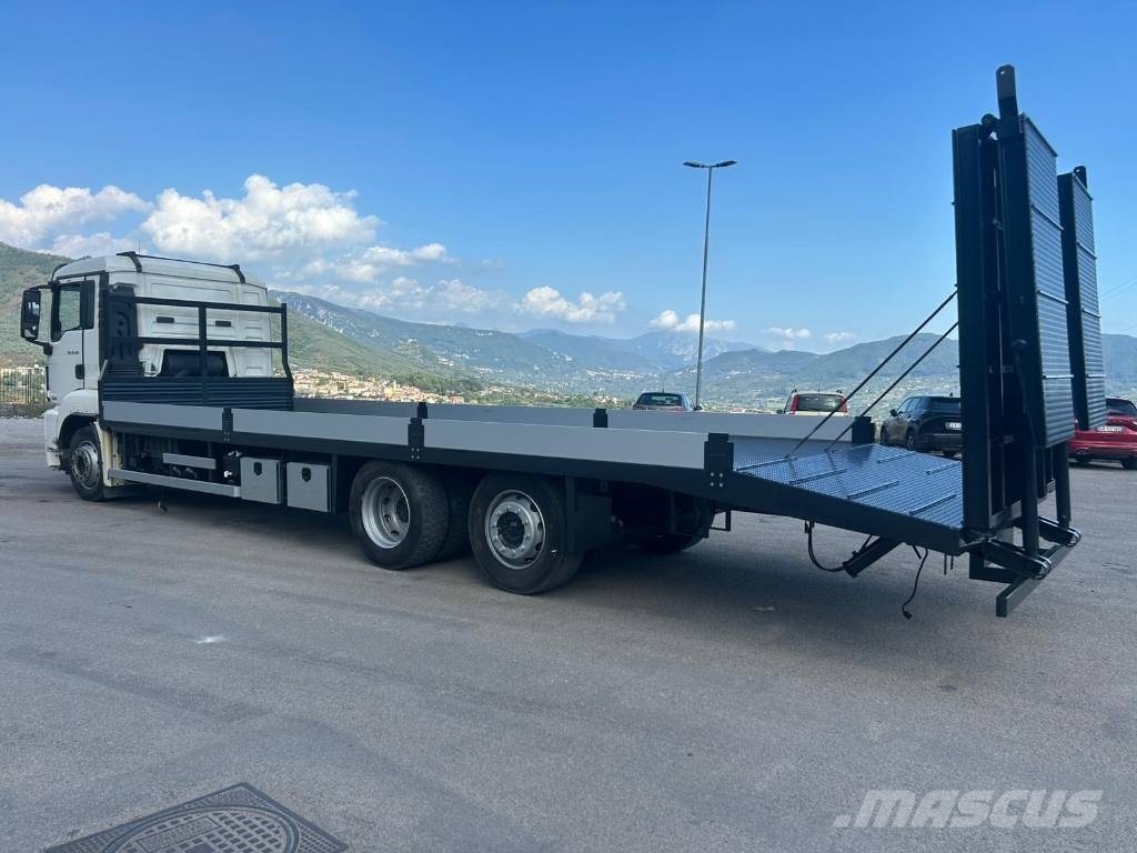 MAN TGS 26.360 Beavertail Flatbed / winch trucks