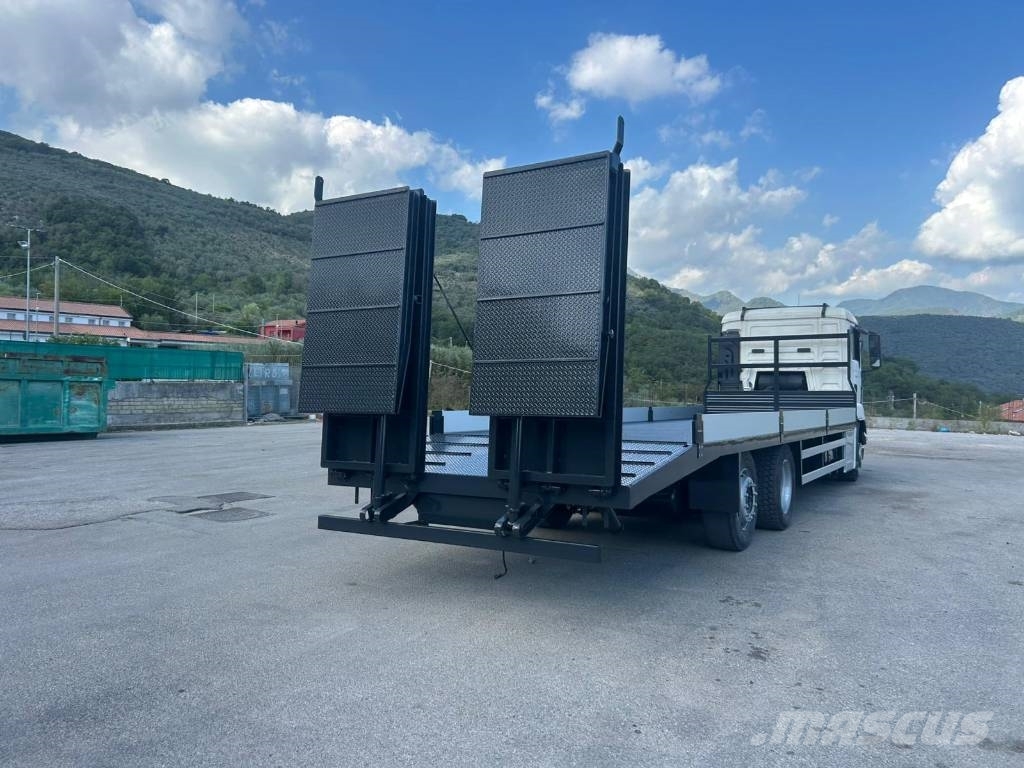 MAN TGS 26.360 Beavertail Flatbed / winch trucks