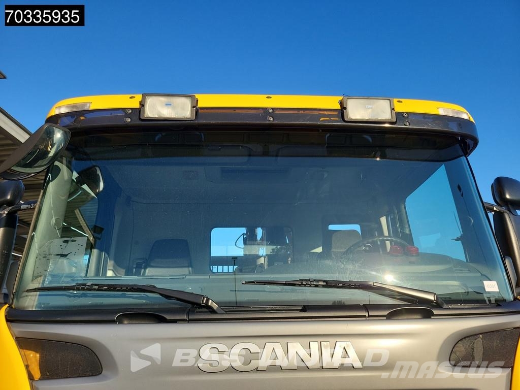 Scania P340 P 4X4 NL-Truck 4x4 Big-Axle HMF 1060 K2 Crane Tipper trucks