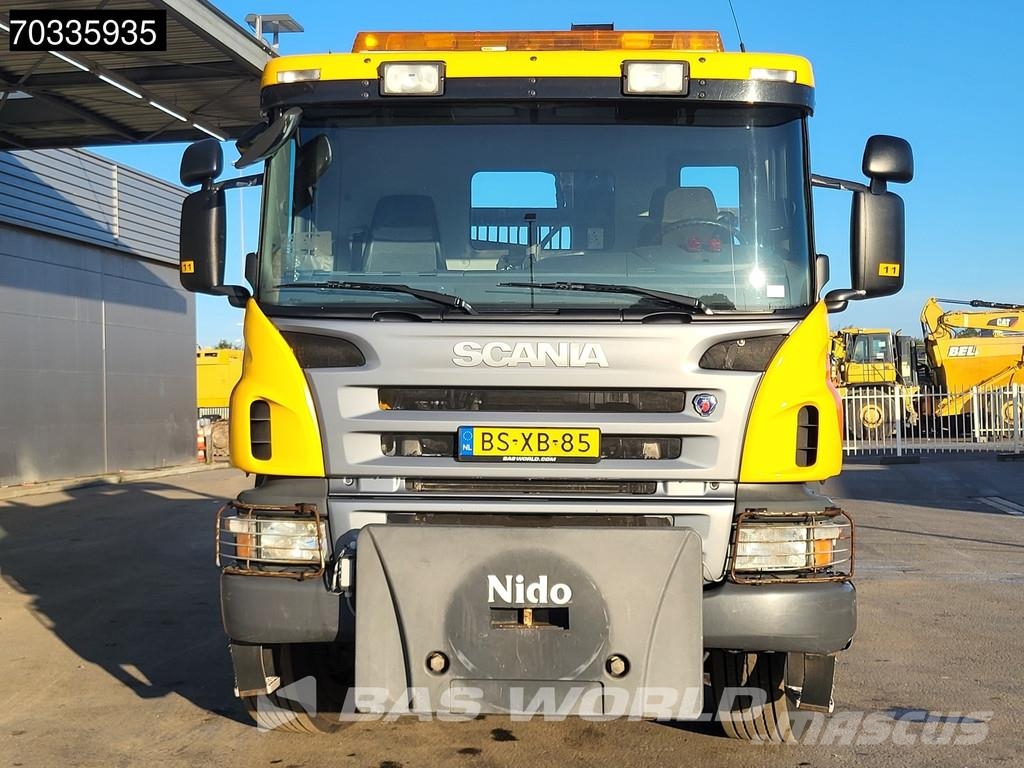 Scania P340 P 4X4 NL-Truck 4x4 Big-Axle HMF 1060 K2 Crane Tipper trucks