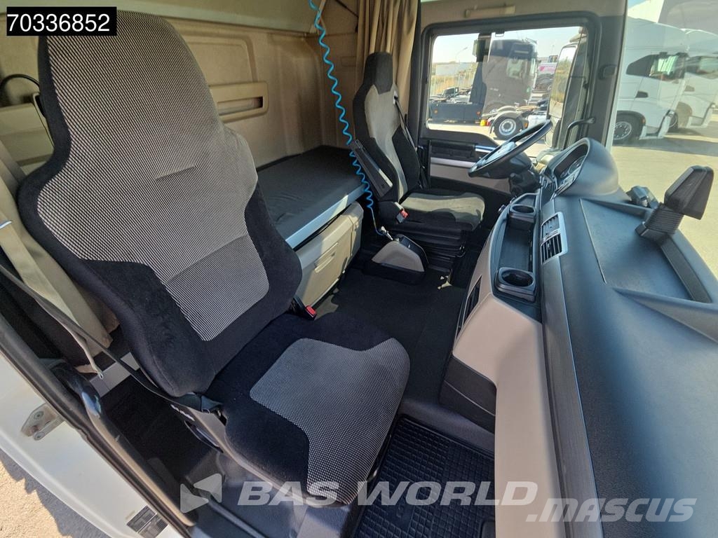 MAN TGX 18.500 TGX 4X2 XXL Mega Hebesattel Retarder 2x Truck Tractor Units