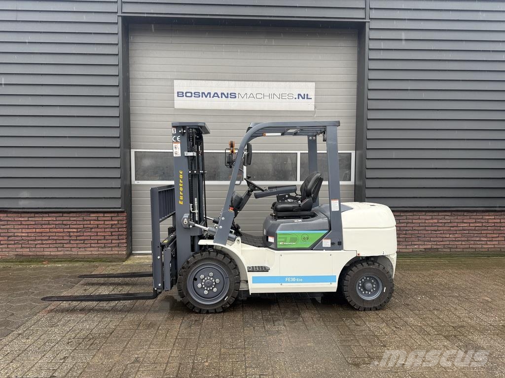 Eurotrac FE30 ECO heftruck NIEUW met vorkenverspreider Electric forklifts