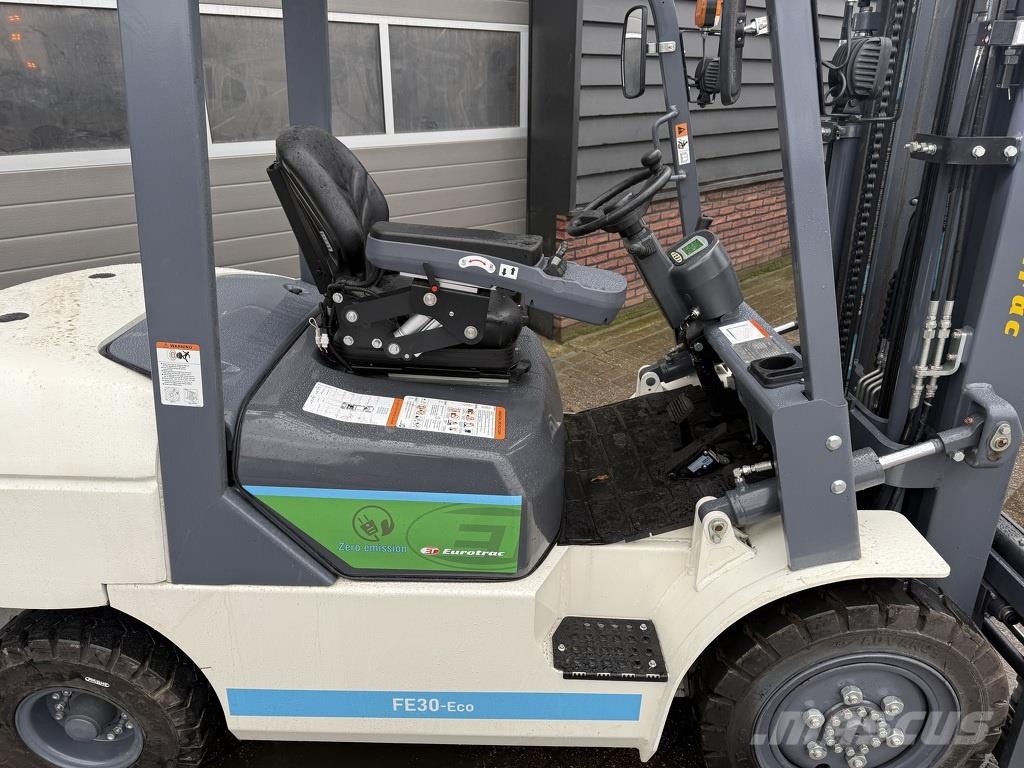 Eurotrac FE30 ECO heftruck NIEUW met vorkenverspreider Electric forklifts