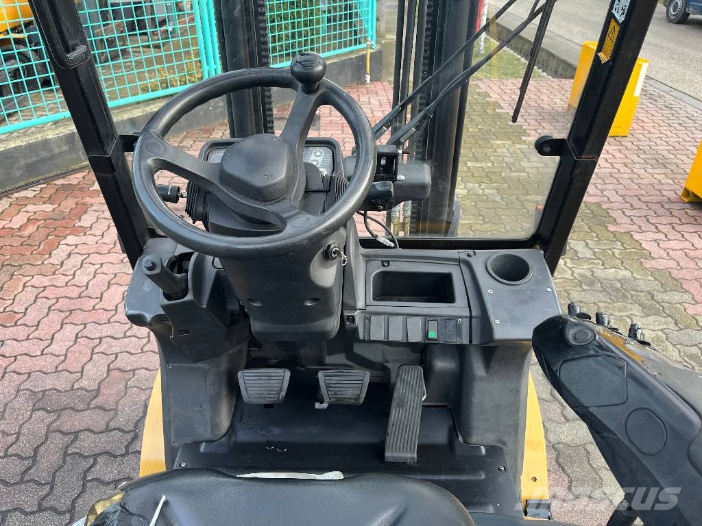 CAT DP18NT V-4252 IO Diesel Stapler