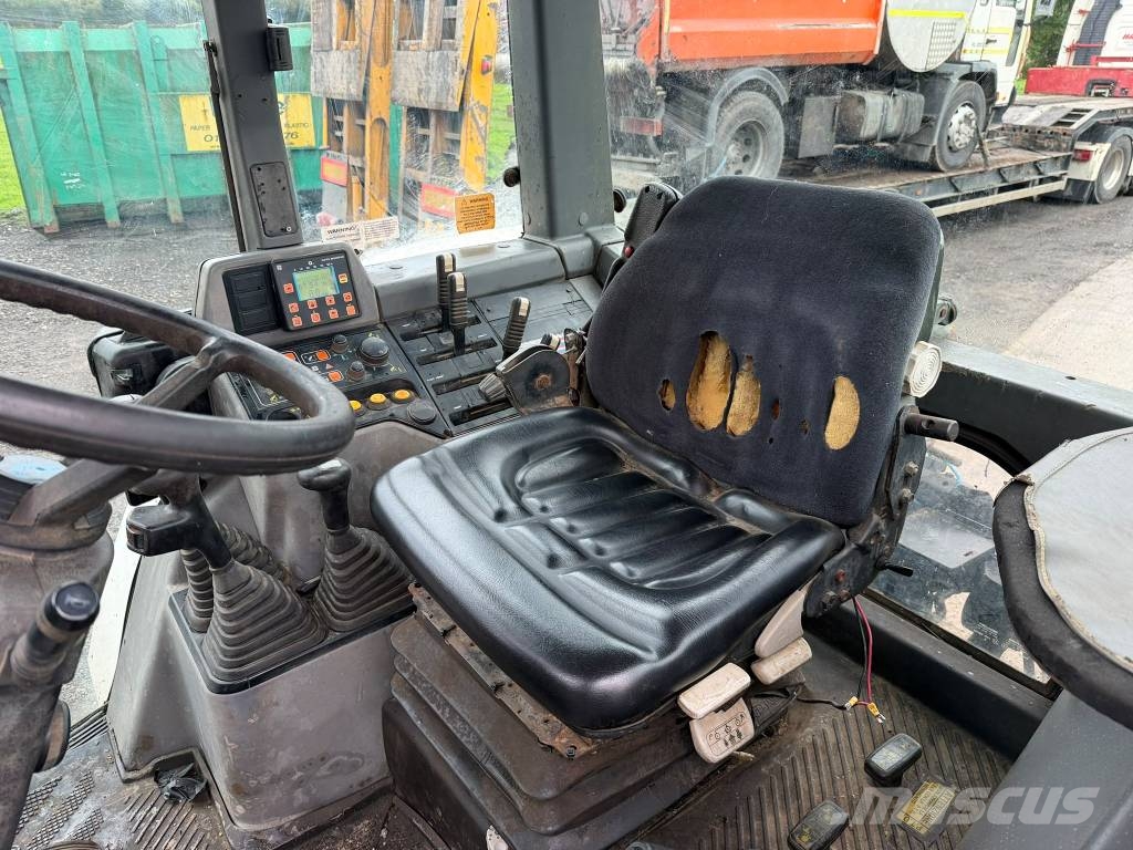 Lamborghini 1060 Premium Tractors