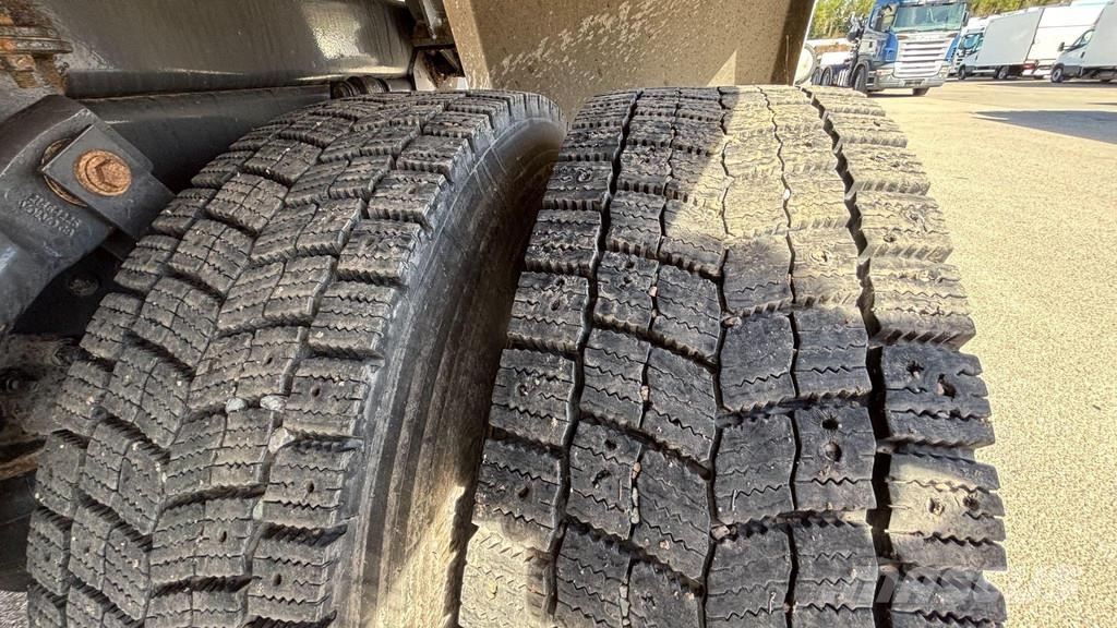 Volvo FH540 6x4 + RETARDER + LIFTING AXLE + EURO 6 Самоскиди