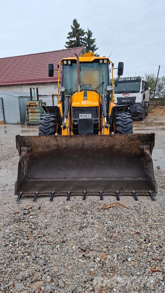 JCB 4CX PRO AEC Товарач със заден ексватор
