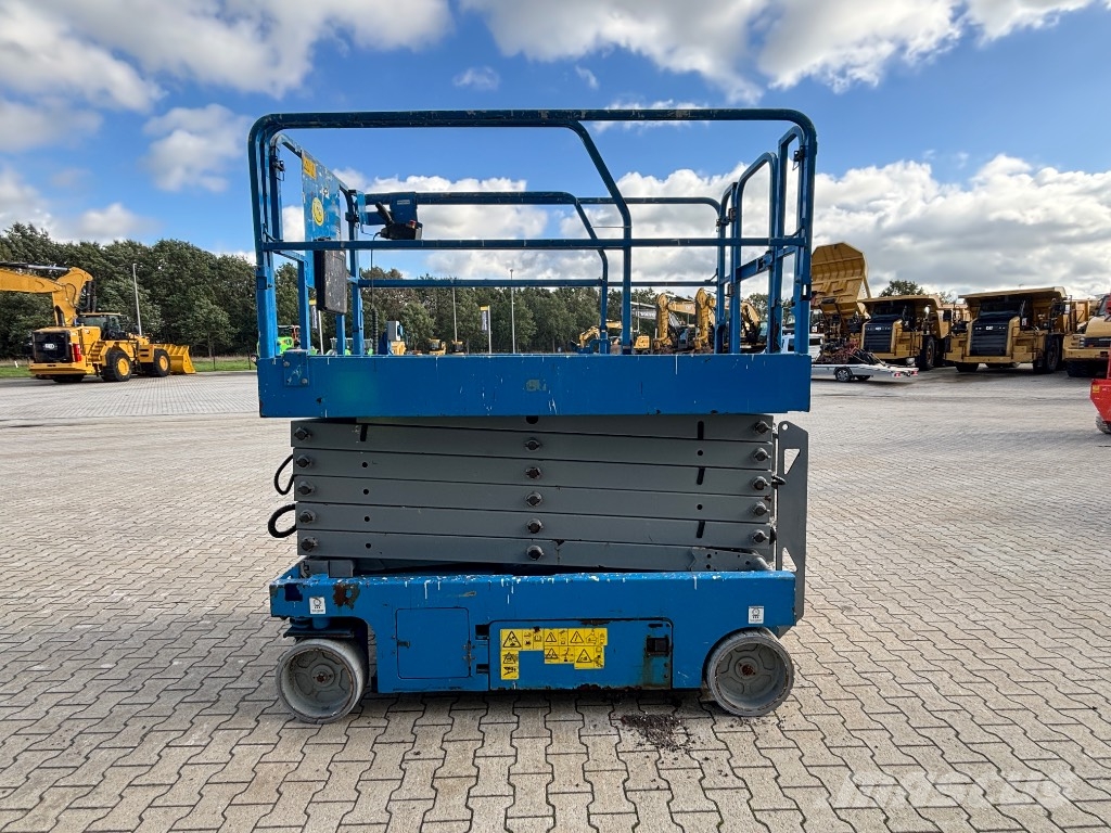 Genie GS 4047 Šķerveida pacēlāji