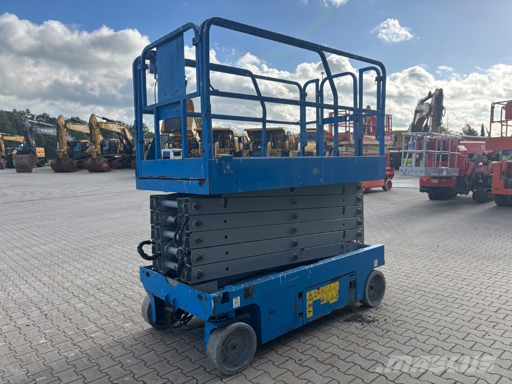 Genie GS 4047 Šķerveida pacēlāji