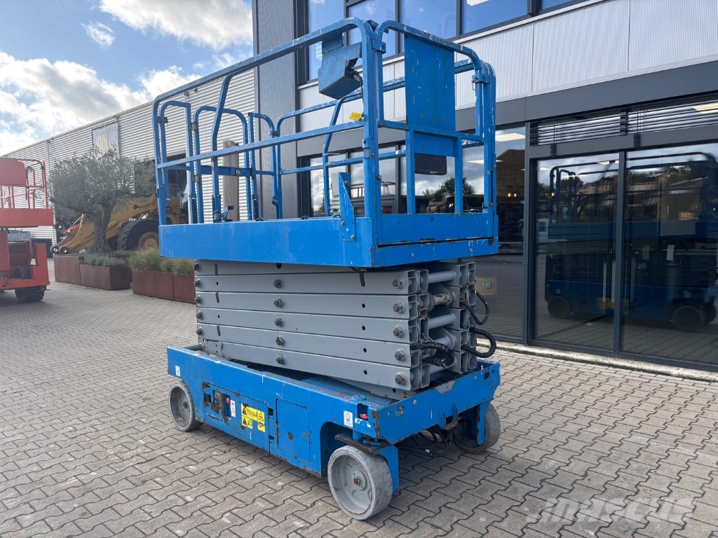 Genie GS 4047 Šķerveida pacēlāji
