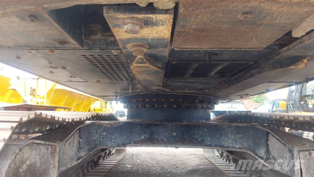 JCB JS220 Plus Gravemaskiner på larvebånd