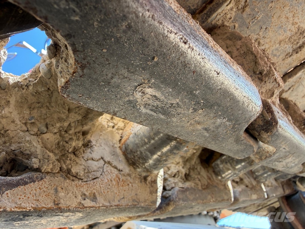 CAT 329 Long reach excavators