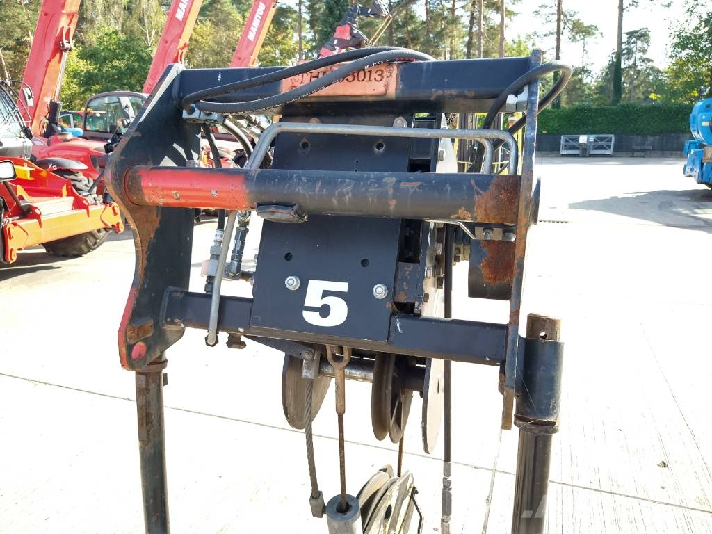 Manitou Winch 5T (073) مكونات أخرى