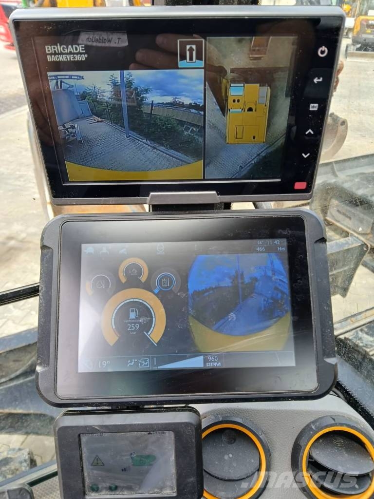 JCB 150X LC حفارات زحافة