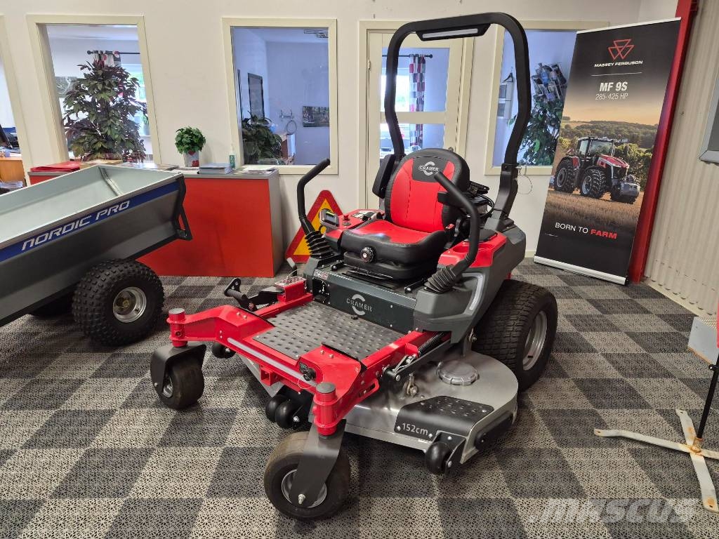 Cramer ZTC152 Zero Turn Päältäajettavat ruohonleikkurit