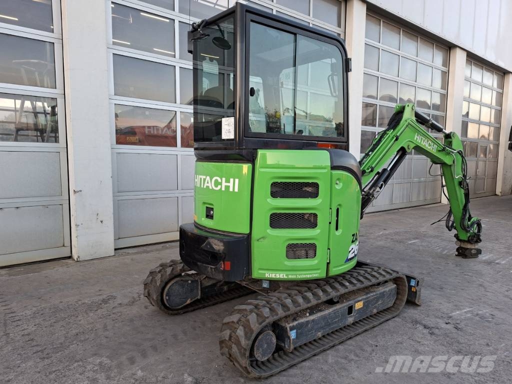 Hitachi ZX 26 U-6 MTC Mini pelle < 7t