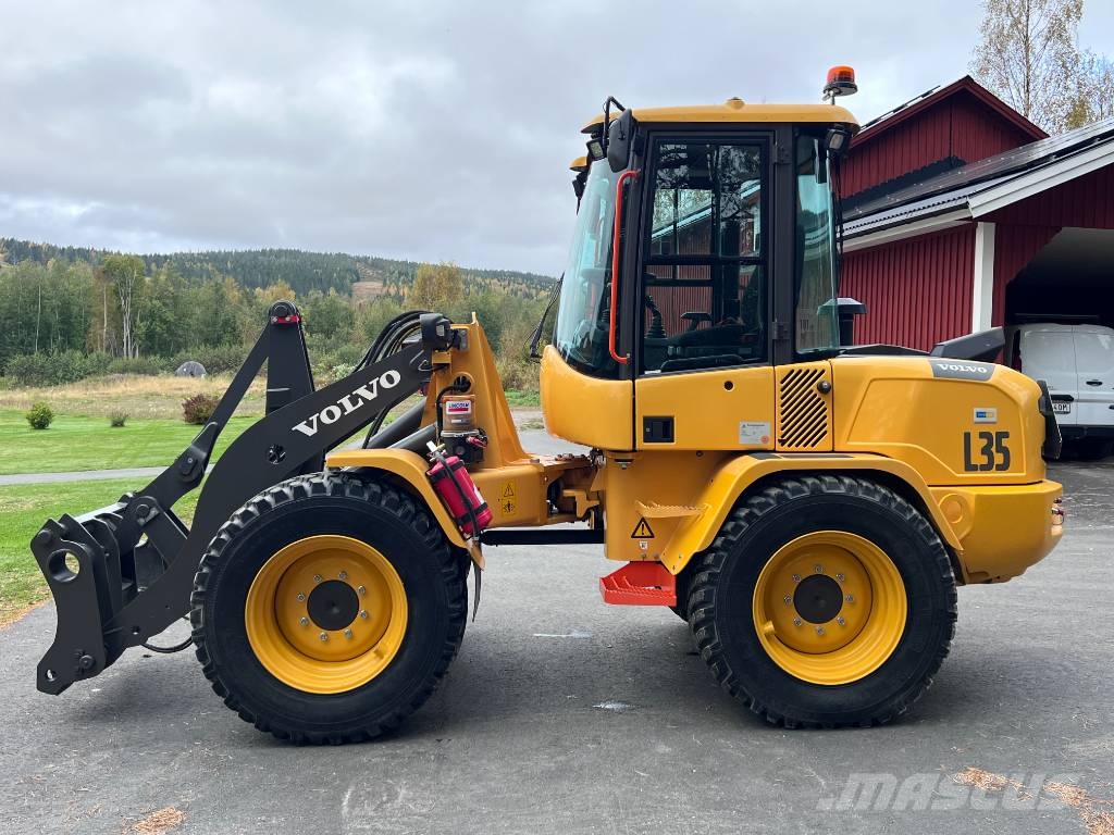 Volvo L35 HT Fullutrustad 977 timmar Rataslaadurid