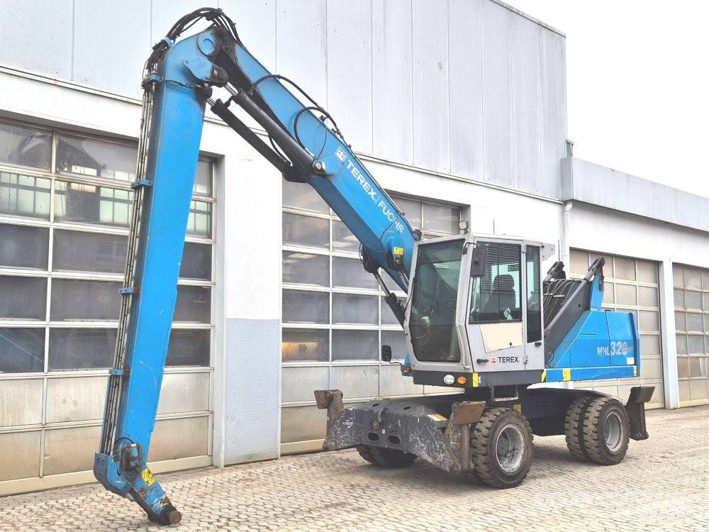 Fuchs MHL 320 D Waste / industry handlers