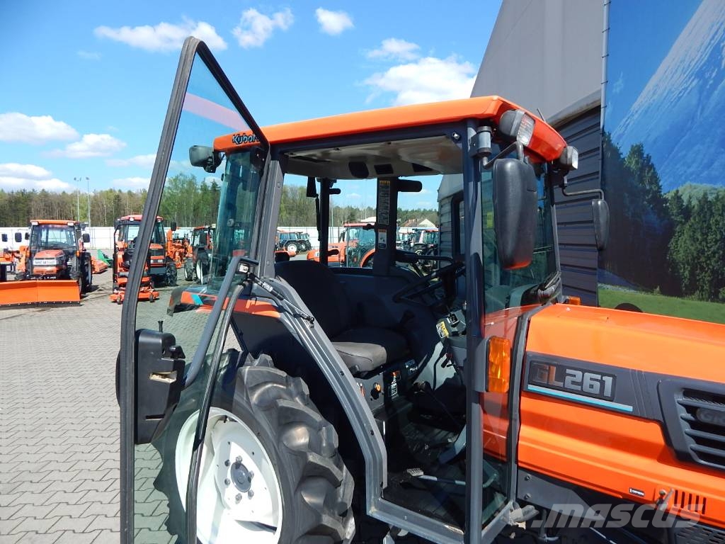 Kubota GL 261 4WD Manji traktori