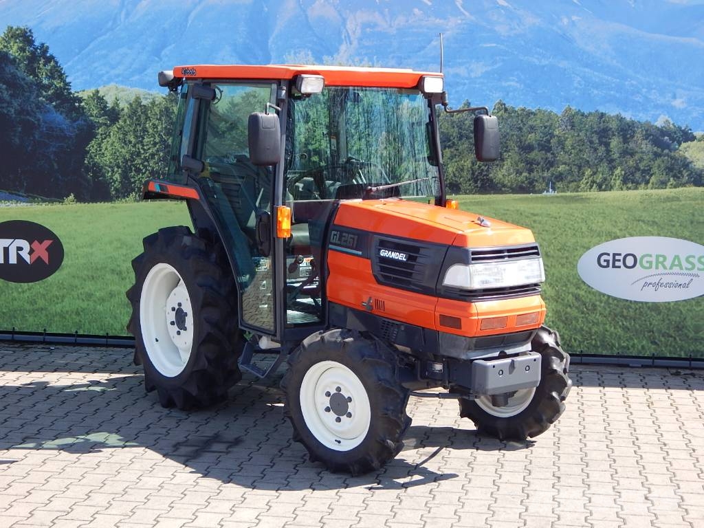 Kubota GL 261 4WD Manji traktori