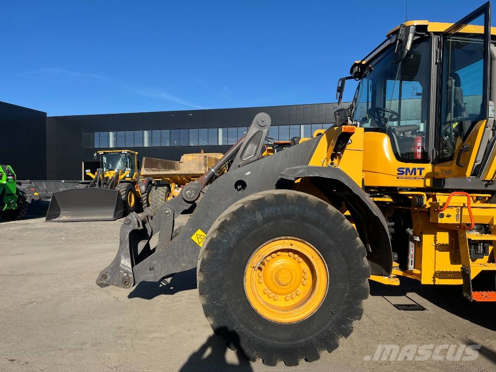 Volvo L 120 H  휠로우더