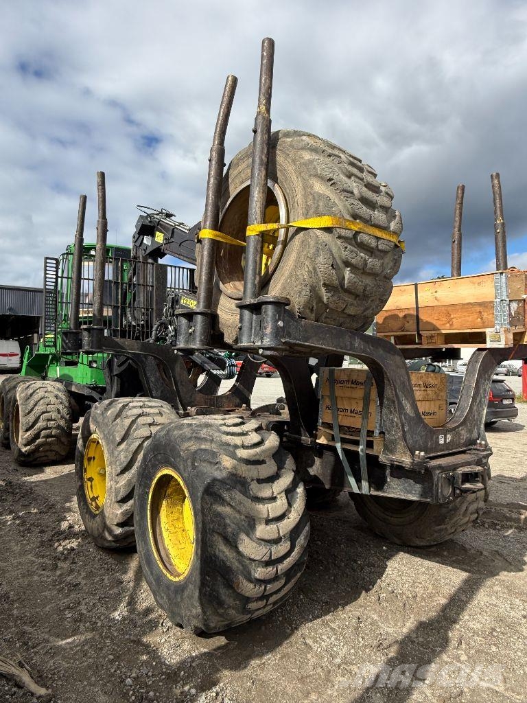John Deere 1210G Uitrijwagens