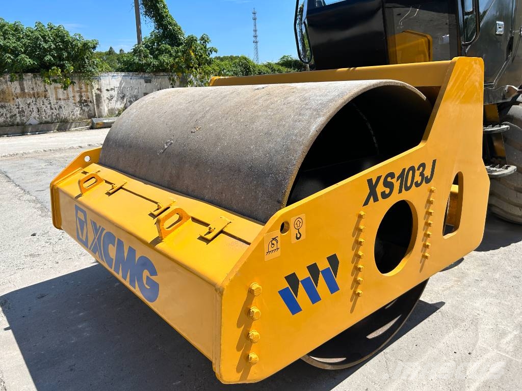 XCMG XS 103J Rouleaux monocylindre