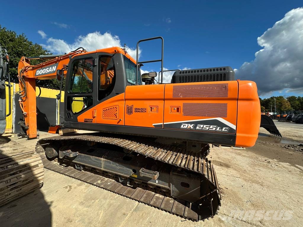 Doosan DX 255 LC Rupsgraafmachines