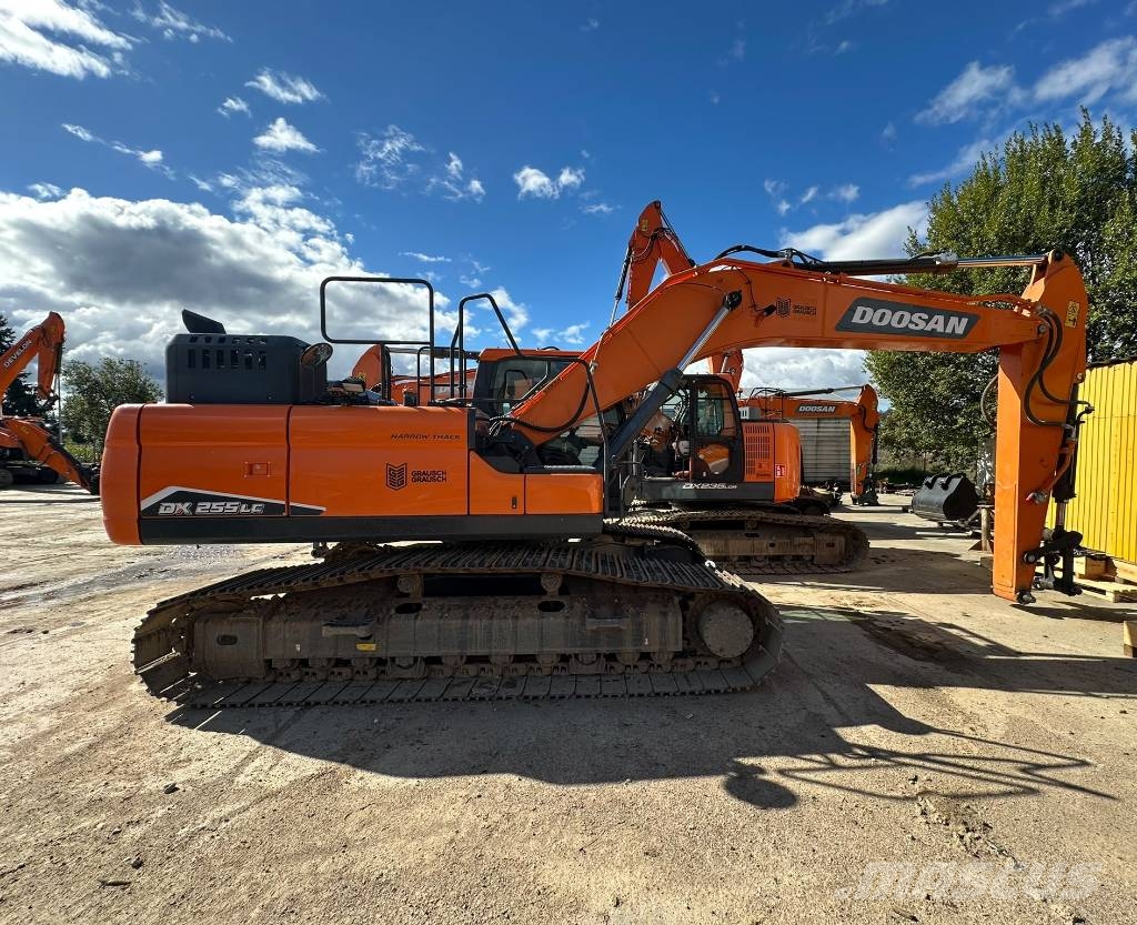 Doosan DX 255 LC Rupsgraafmachines