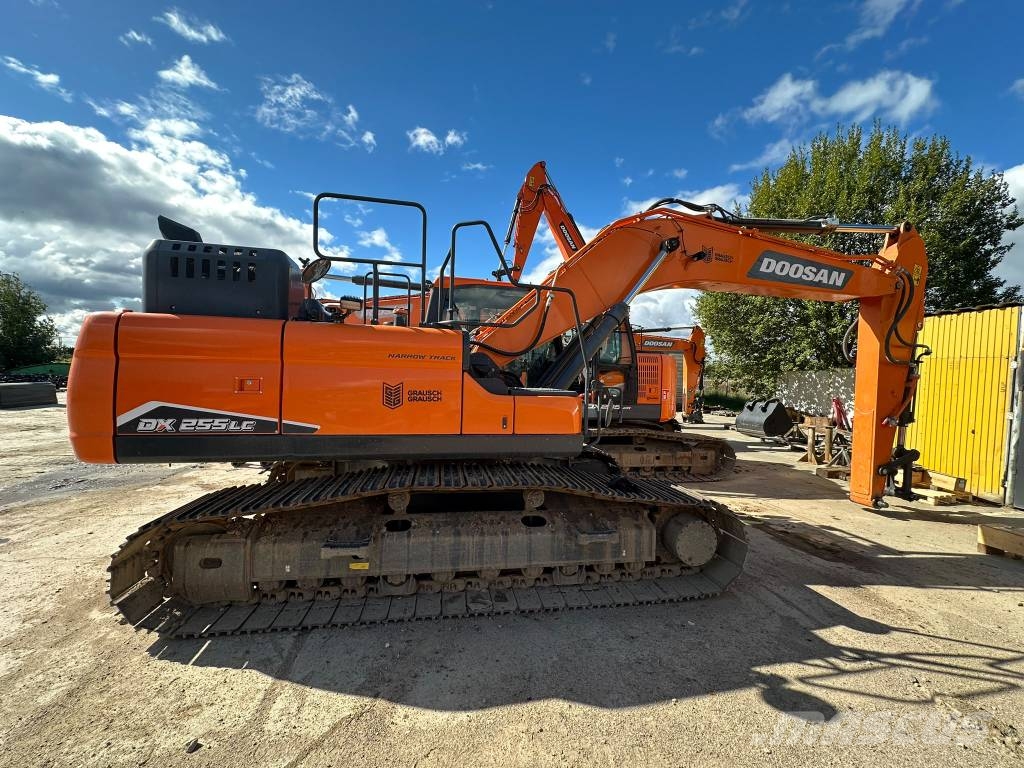 Doosan DX 255 LC Rupsgraafmachines
