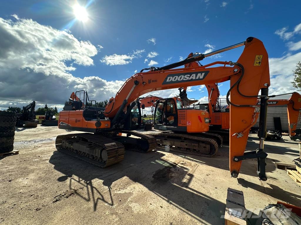 Doosan DX 255 LC Rupsgraafmachines
