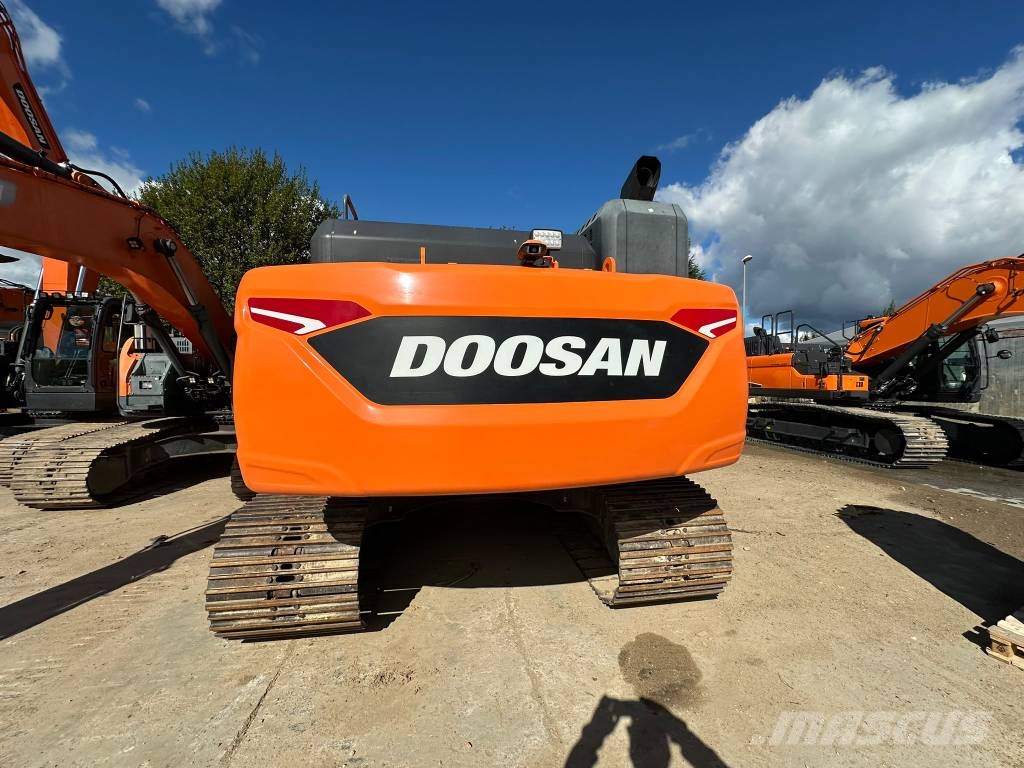 Doosan DX 255 LC Rupsgraafmachines