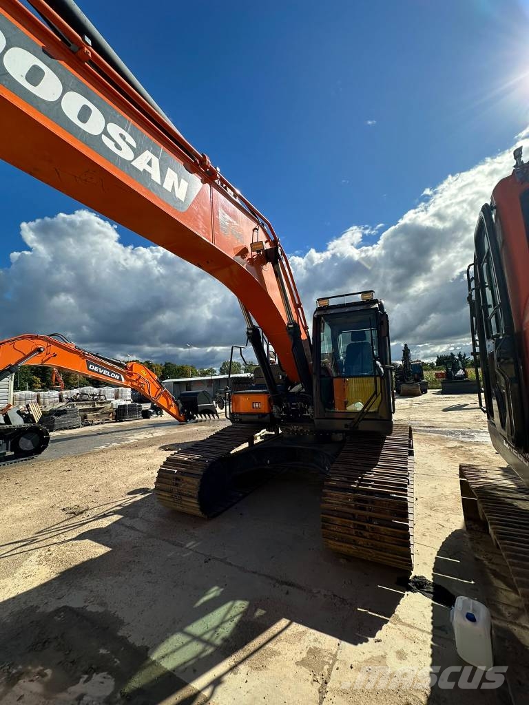 Doosan DX 255 LC Rupsgraafmachines