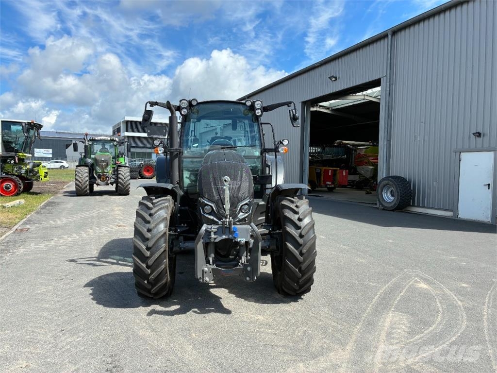 Valtra A105 Unlimited Agriculture - Others
