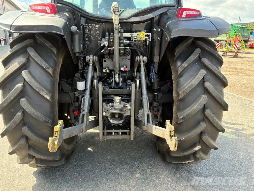 Valtra A105 Unlimited Agriculture - Others