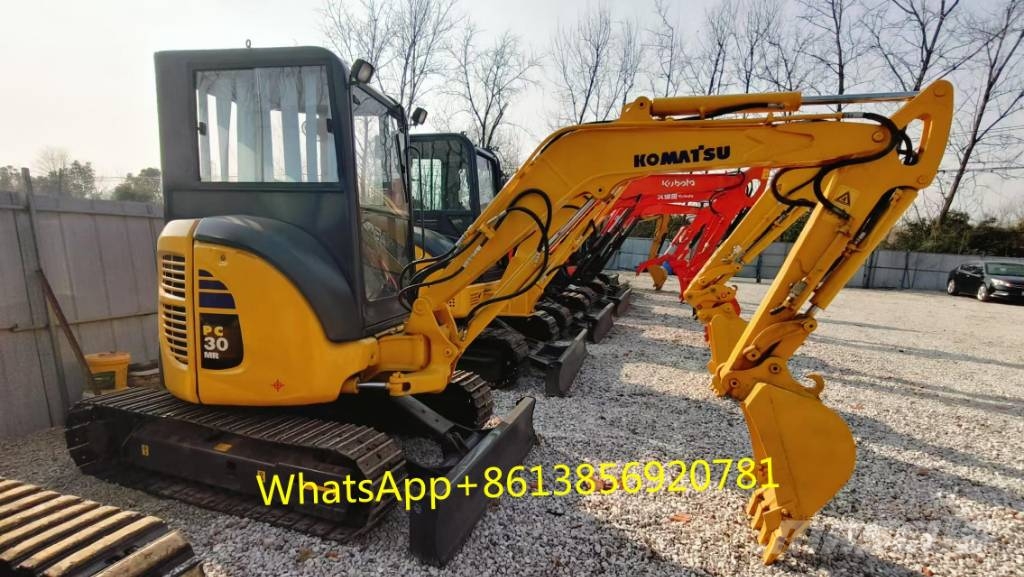 Komatsu PC 30 MR-3 حفارات صغيرة أقل من 7 طن (حفارات صغيرة)