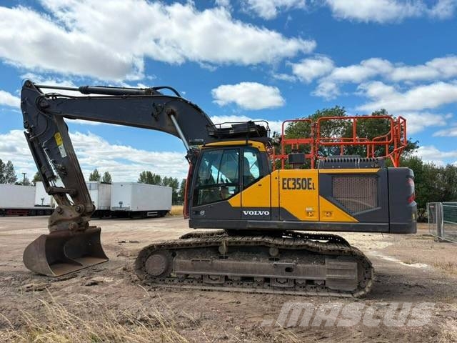 Volvo EC350E 轮式挖掘机