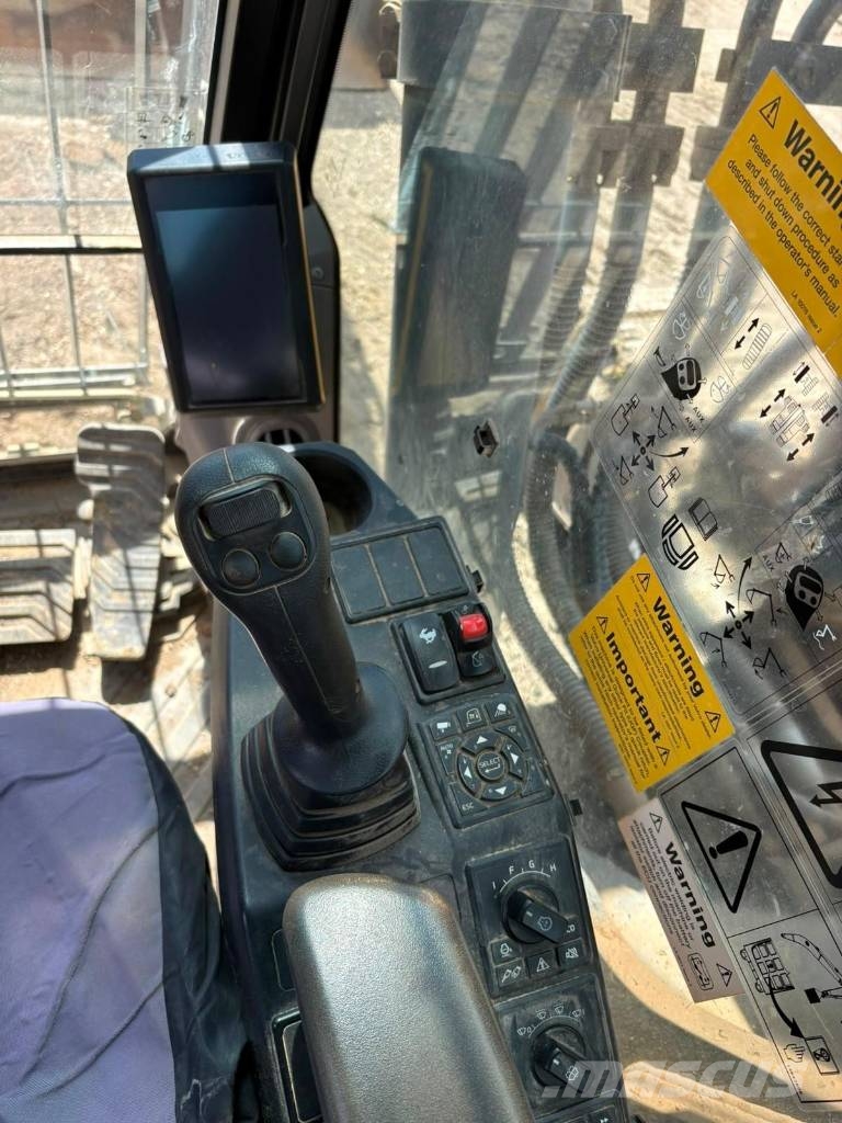 Volvo EC350E 轮式挖掘机