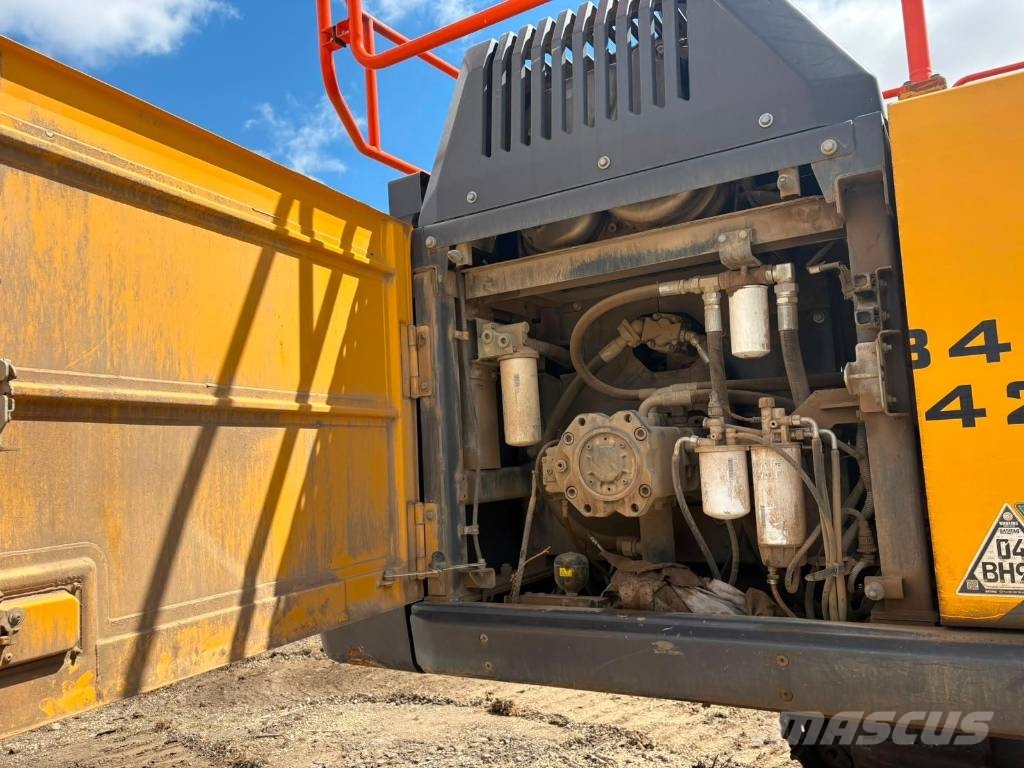 Volvo EC350E 轮式挖掘机