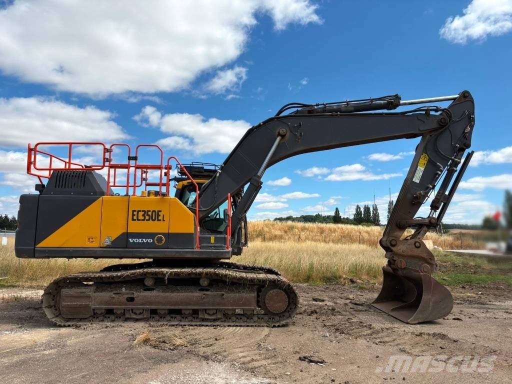 Volvo EC350E 轮式挖掘机