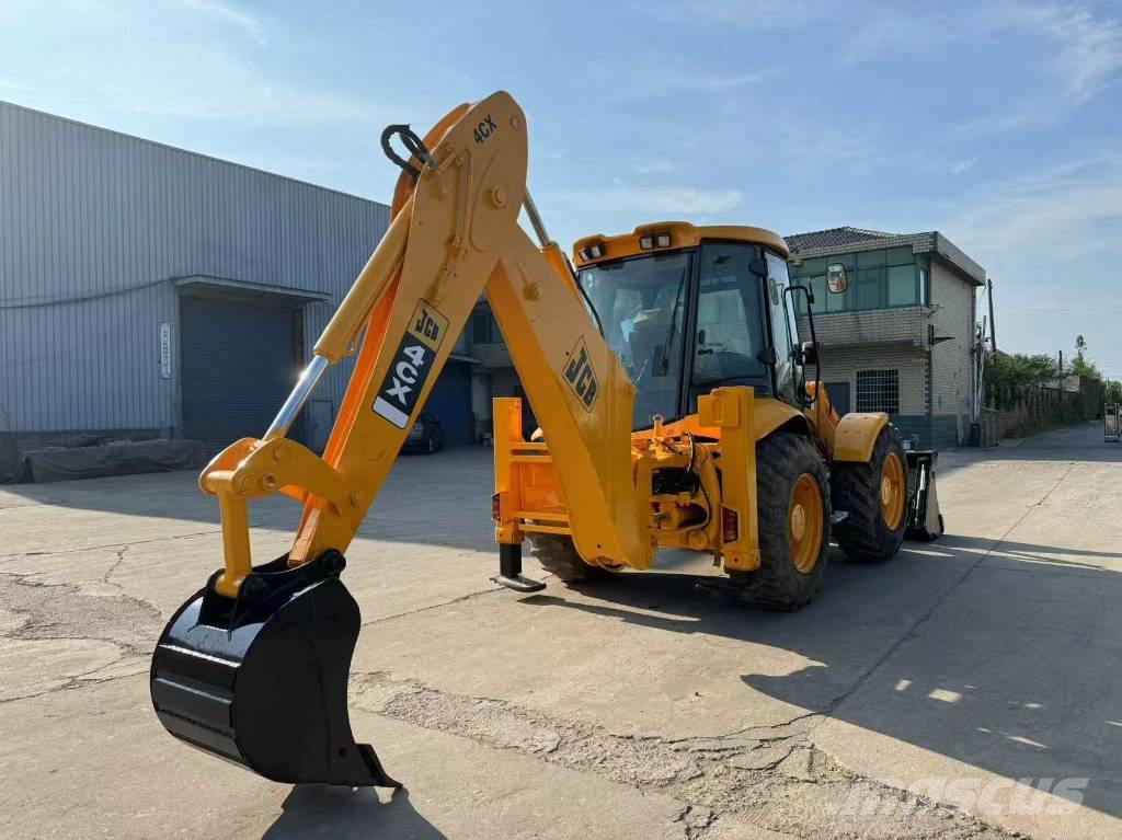 JCB 4cx with Powerful Engine in Stock Baggerlader
