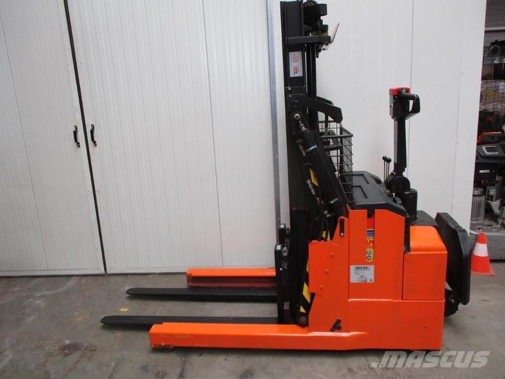 BT RWE120 Meerij pallettruck met platform