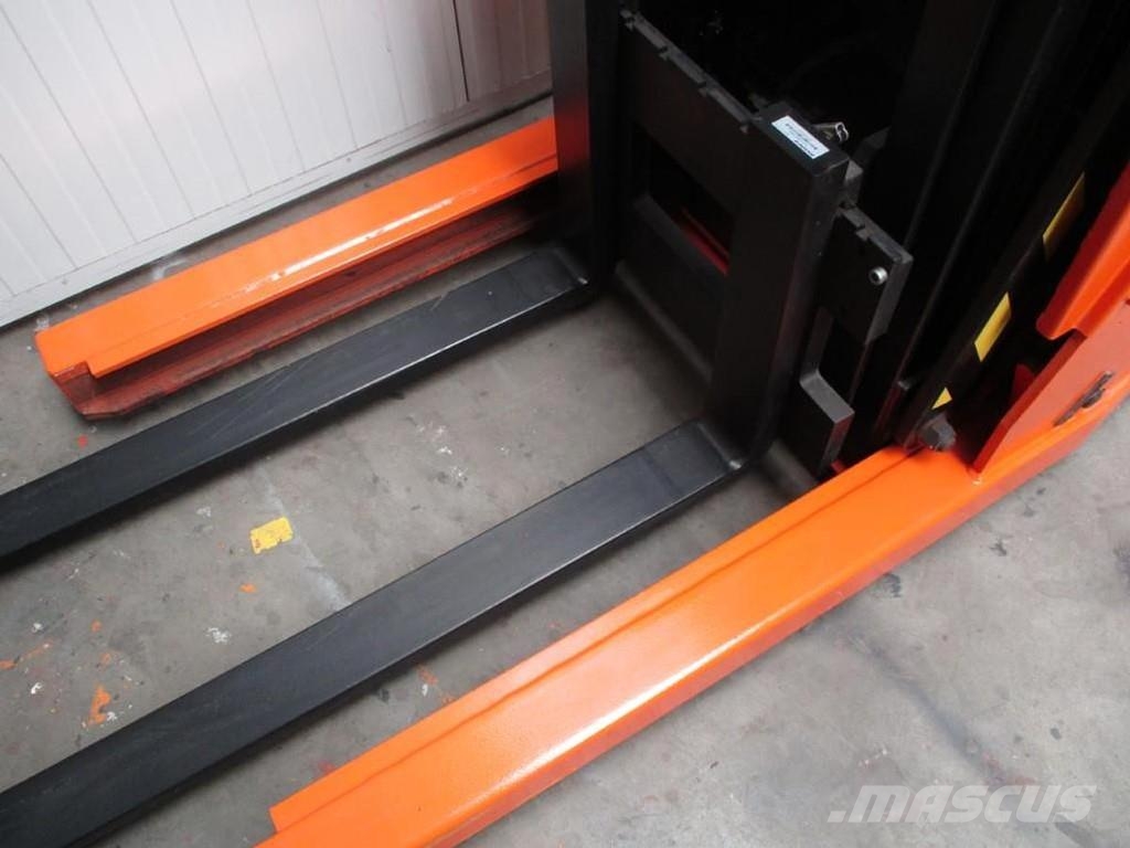 BT RWE120 Meerij pallettruck met platform