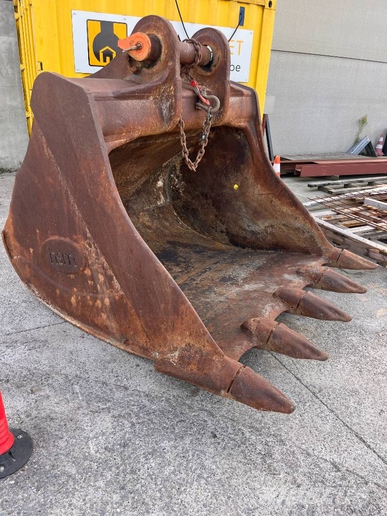 HSM 3.8 m3 Godet