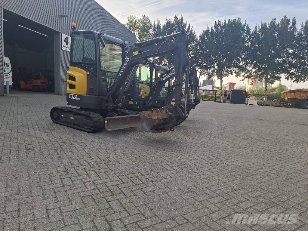 Volvo EC18E ミニ油圧ショベル 7t以下（ミニユンボ・ミニディガー）