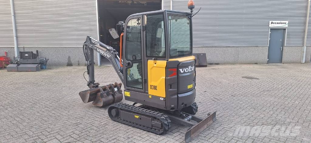 Volvo EC18E ミニ油圧ショベル 7t以下（ミニユンボ・ミニディガー）