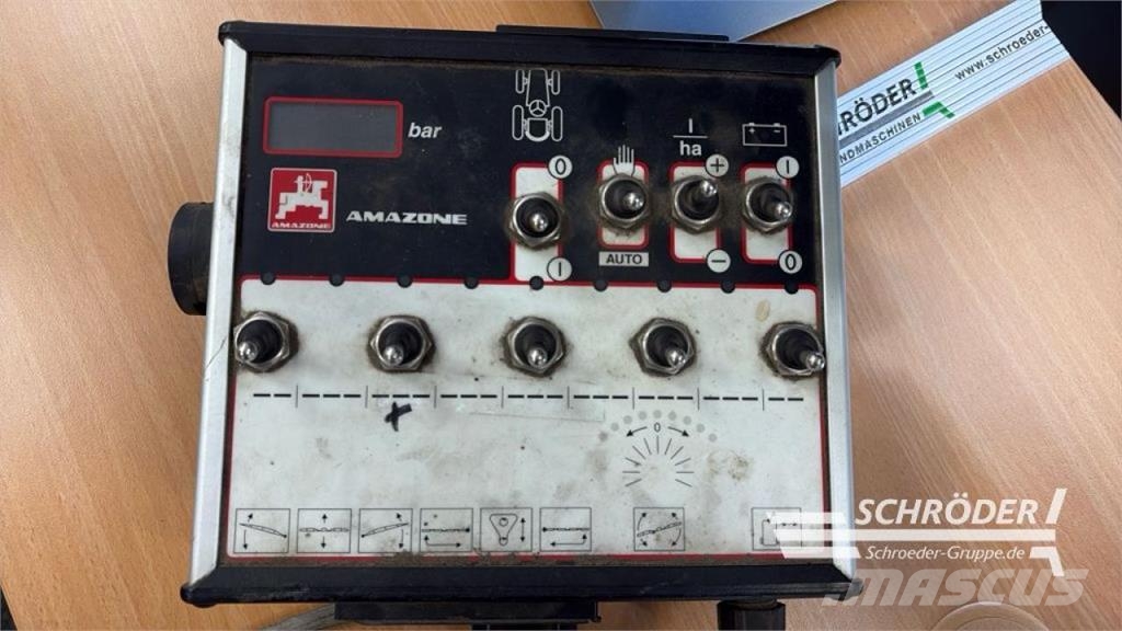 Amazone UF 1000 | 15 METER | TÜV BIS 2028 承載式噴霧機